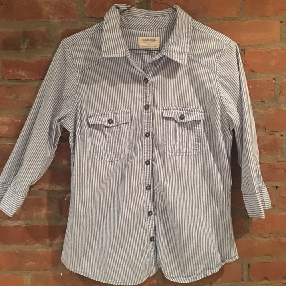 Blue and white strip button up